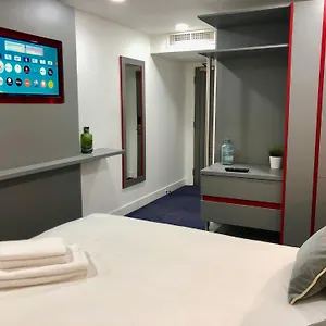 Hotel Goodmayes, Ilford